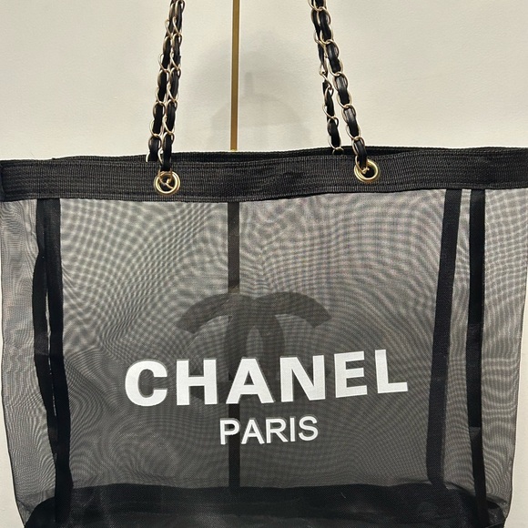 Unknown Handbags - Fashion Black Mesh Tote Bag 16 x 12 x 3.5